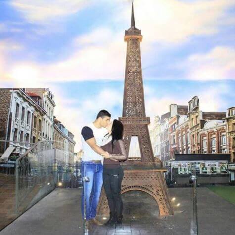 Paulo Costa with his girlfriend, Tamara Elves spending a vacation in Paris.